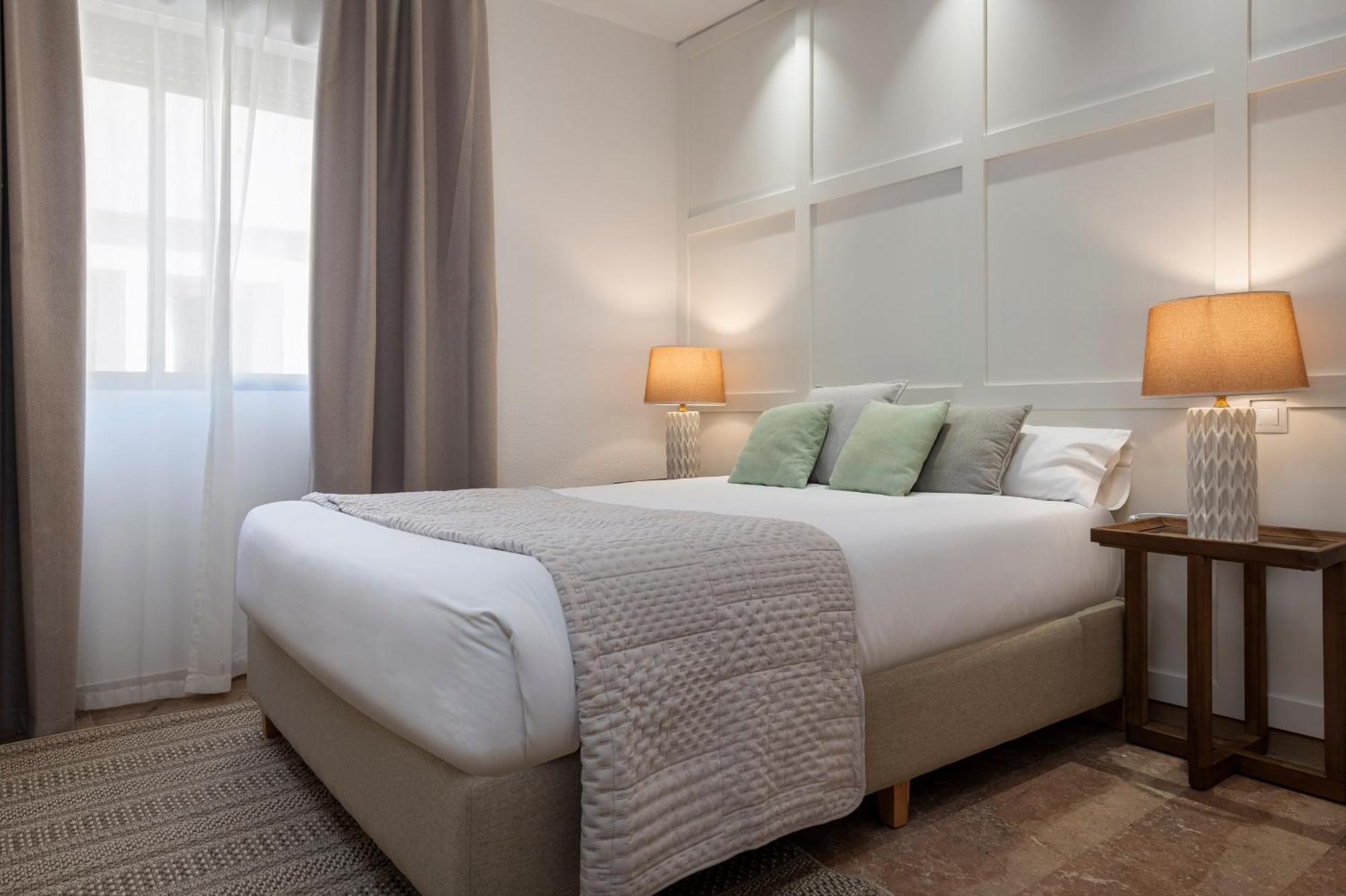 Magno Apartments Munoz Olive Севиля Екстериор снимка